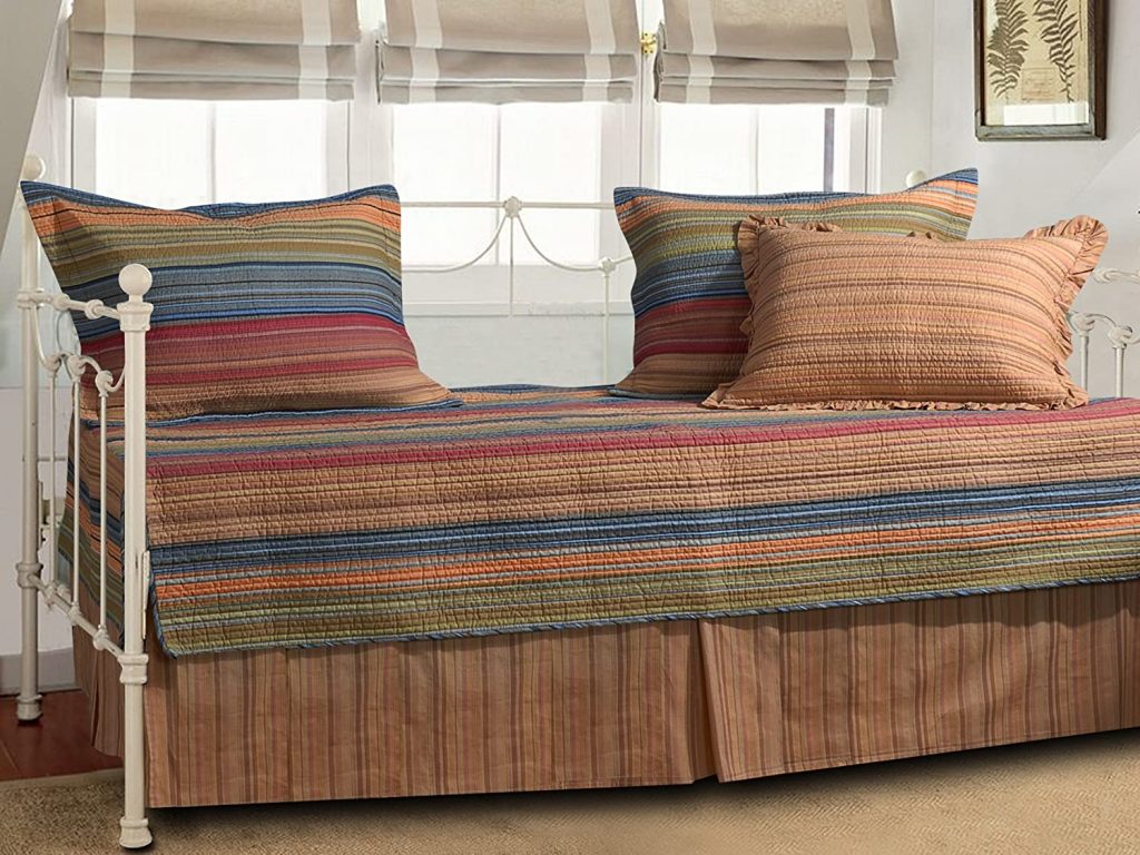 4. Greenland Home Katy Daybed Set