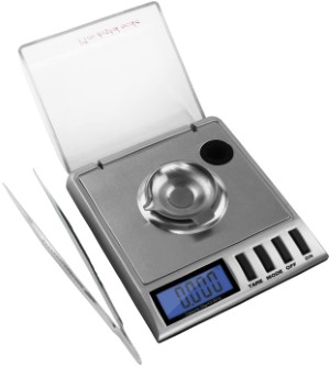 <strong>5. NEEVAS High Precision Digital Milligram Scale</strong>