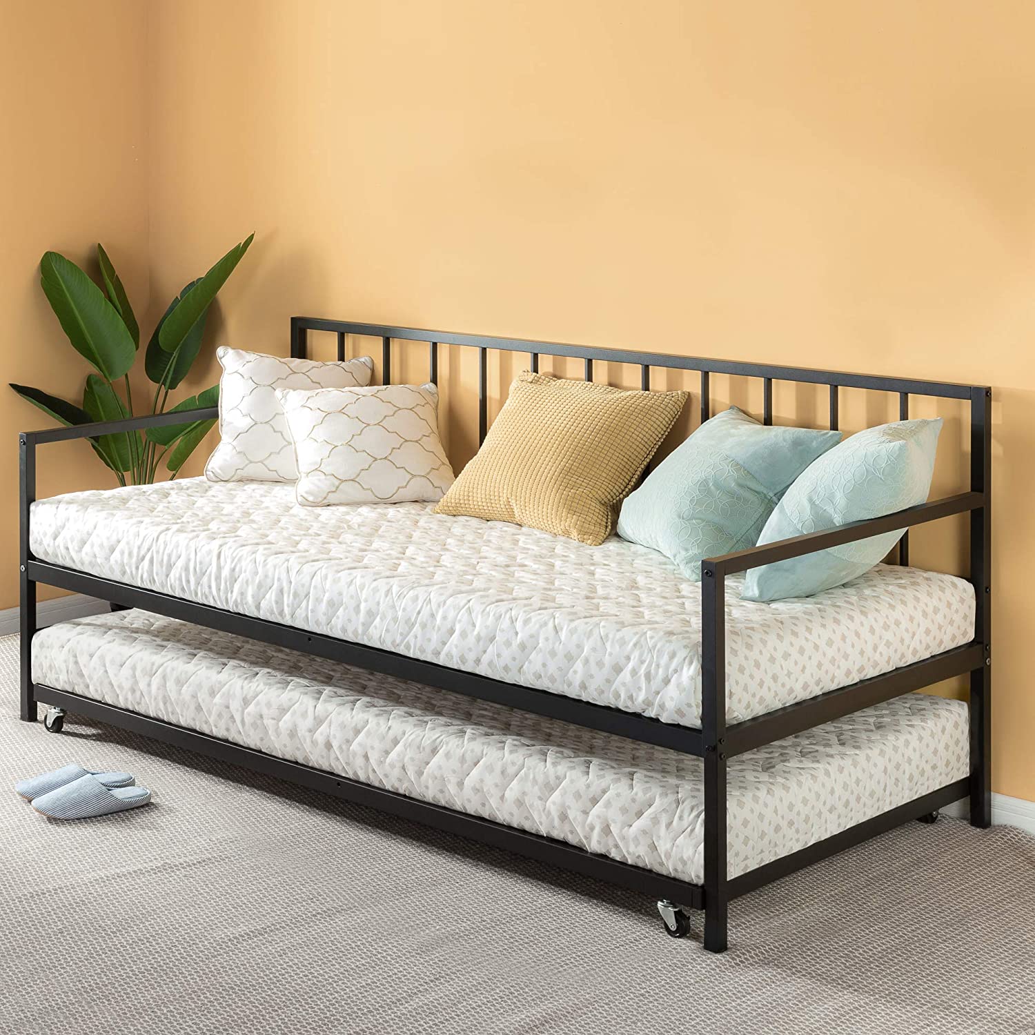 1. Zinus Eden Twin Daybed and Trundle Set