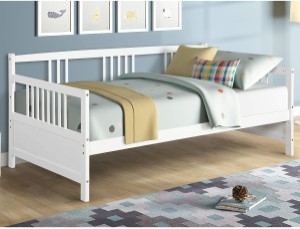 <strong>7. Giantex Wooden Daybed Frame Twin Size</strong>